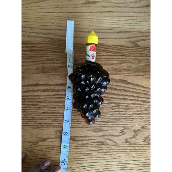 Vintage Italian Chianti Wine Bottle Shaped Like Grapes Unique Decorative Bar - Picture 7 of 11